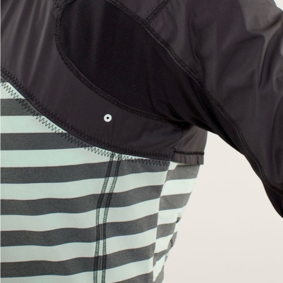 Lululemon Get Up And Glow Jacket Reflective 360 Sea Stripe Mint Moment Black 6 - Picture 11 of 16